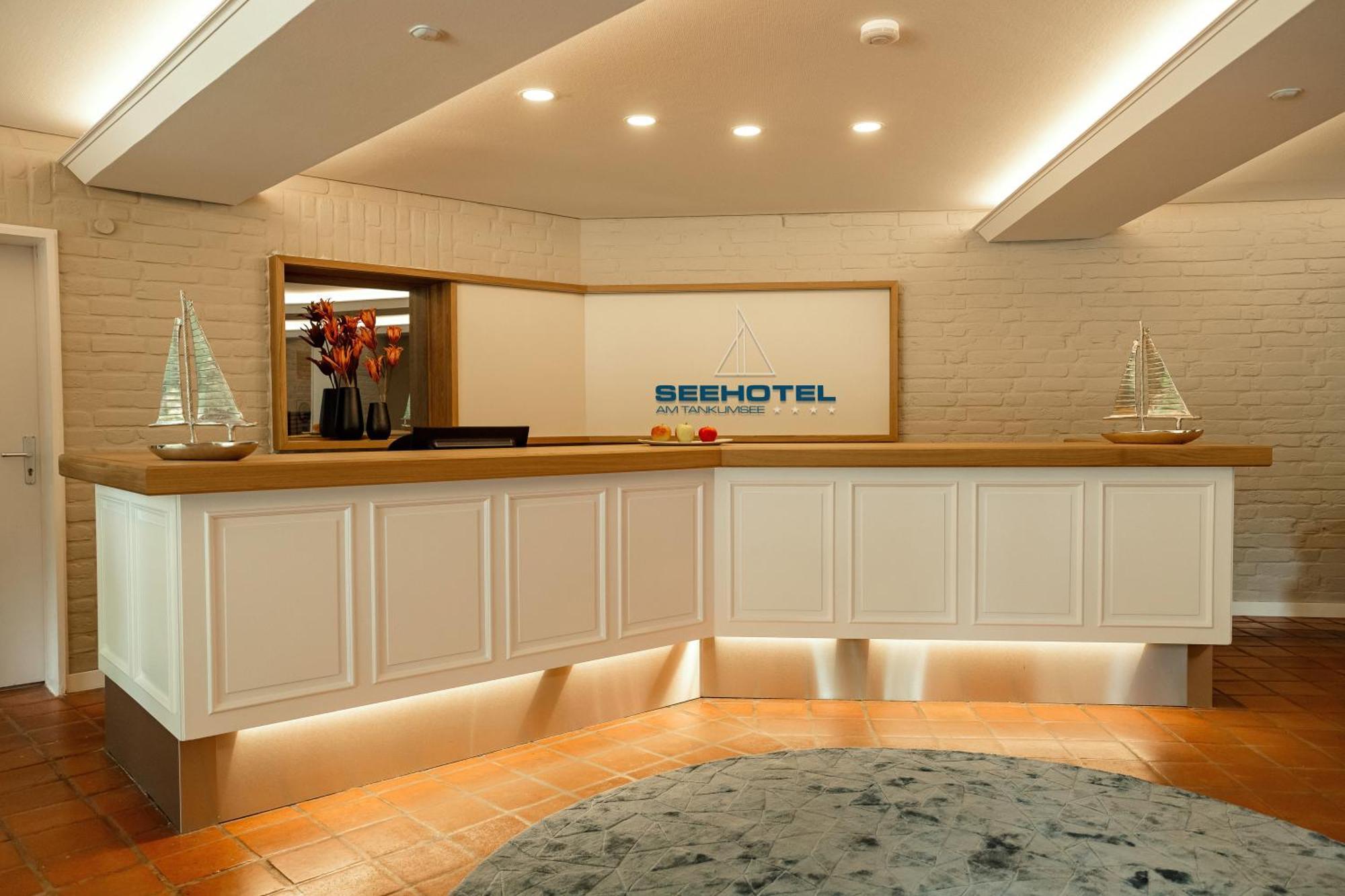 Seehotel Am Tankumsee Isenbüttel المظهر الخارجي الصورة
