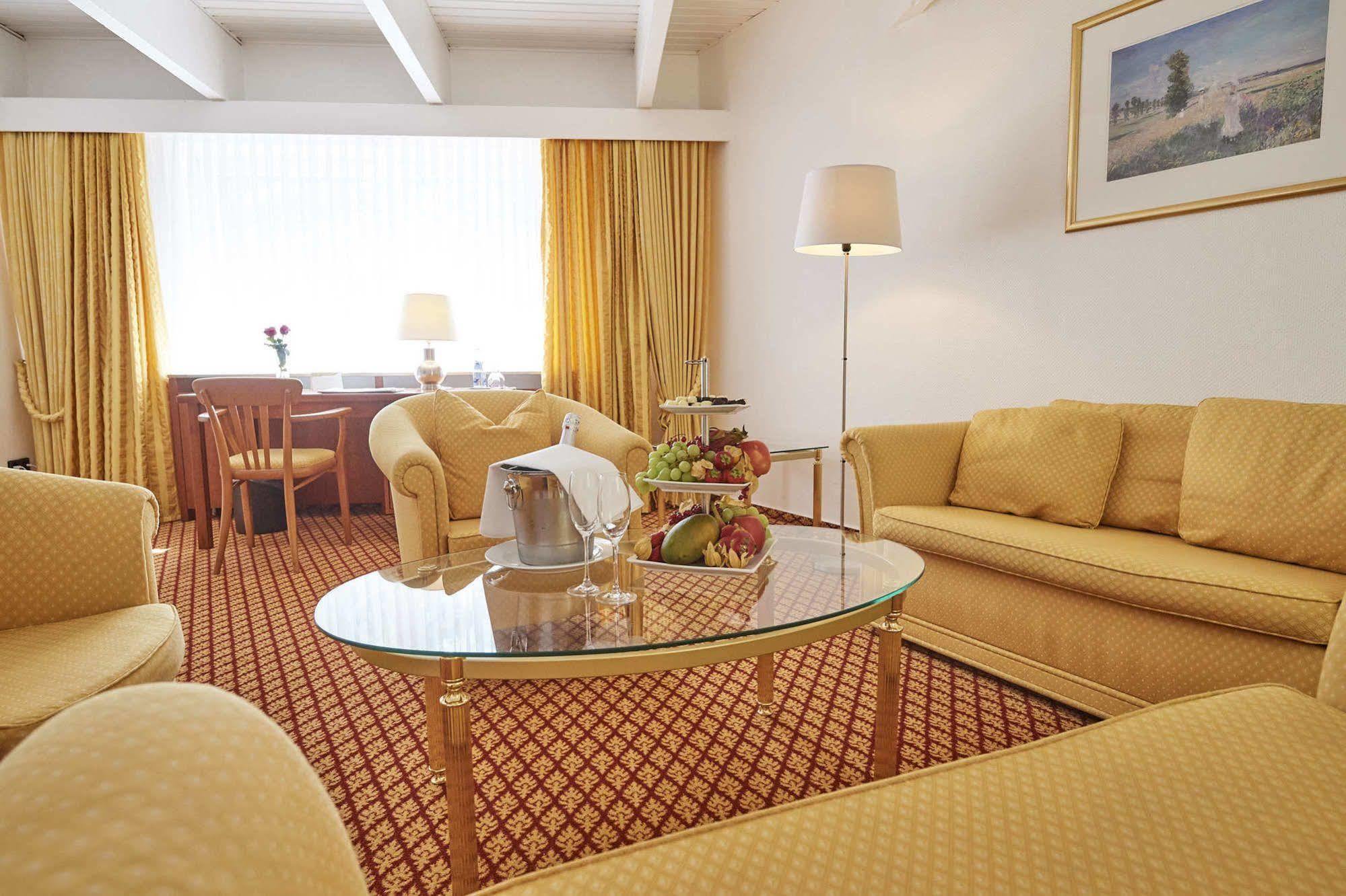 Seehotel Am Tankumsee Isenbüttel المظهر الخارجي الصورة
